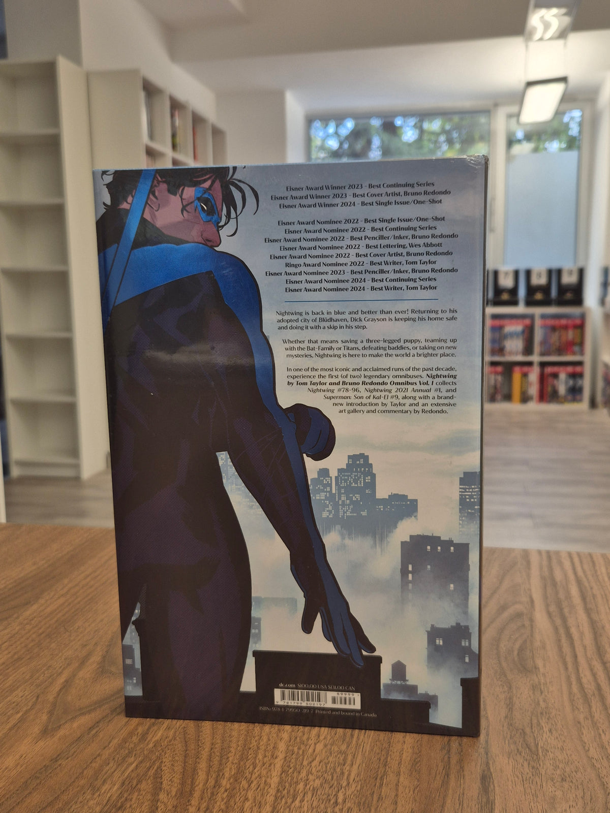 Nightwing by Tom Taylor and Bruno Redondo Omnibus Vol. 1 (DENTED)