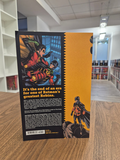 Red Robin: Tim Drake Compendium (DENTED)