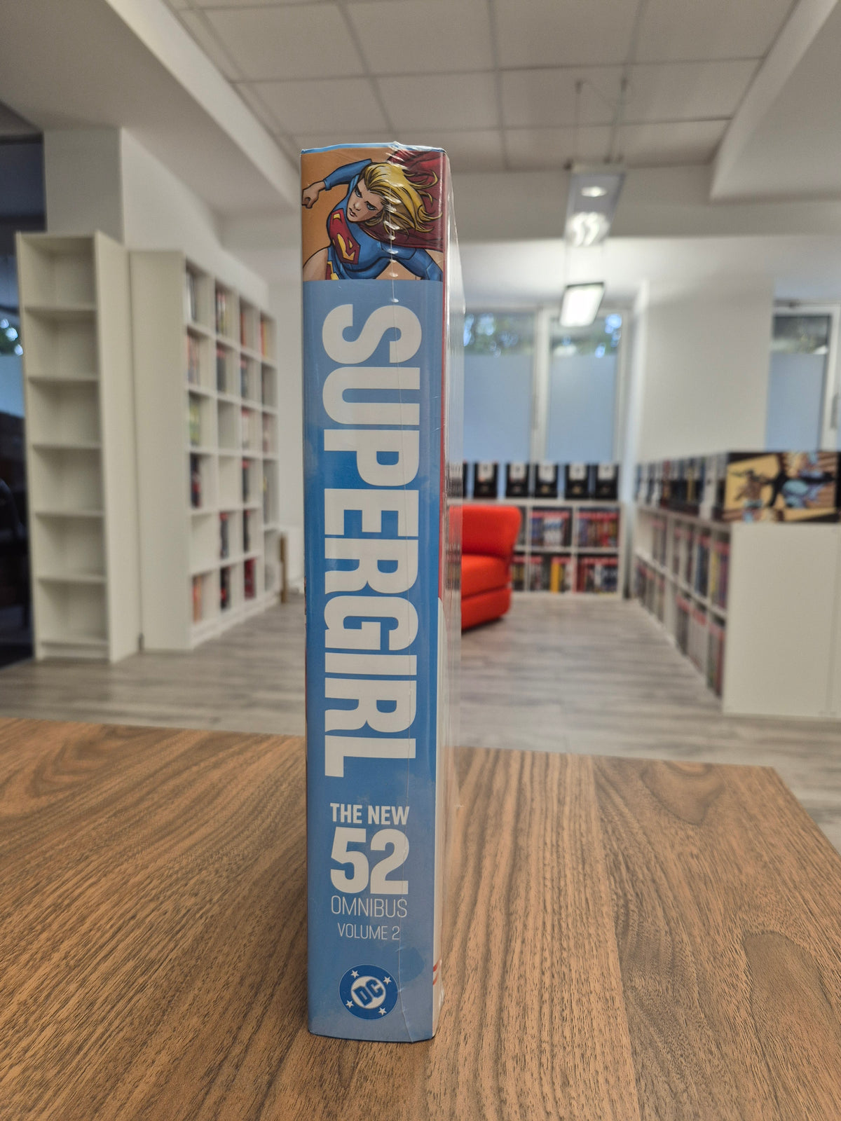 Supergirl: The New 52 Omnibus Vol. 2 (DENTED)