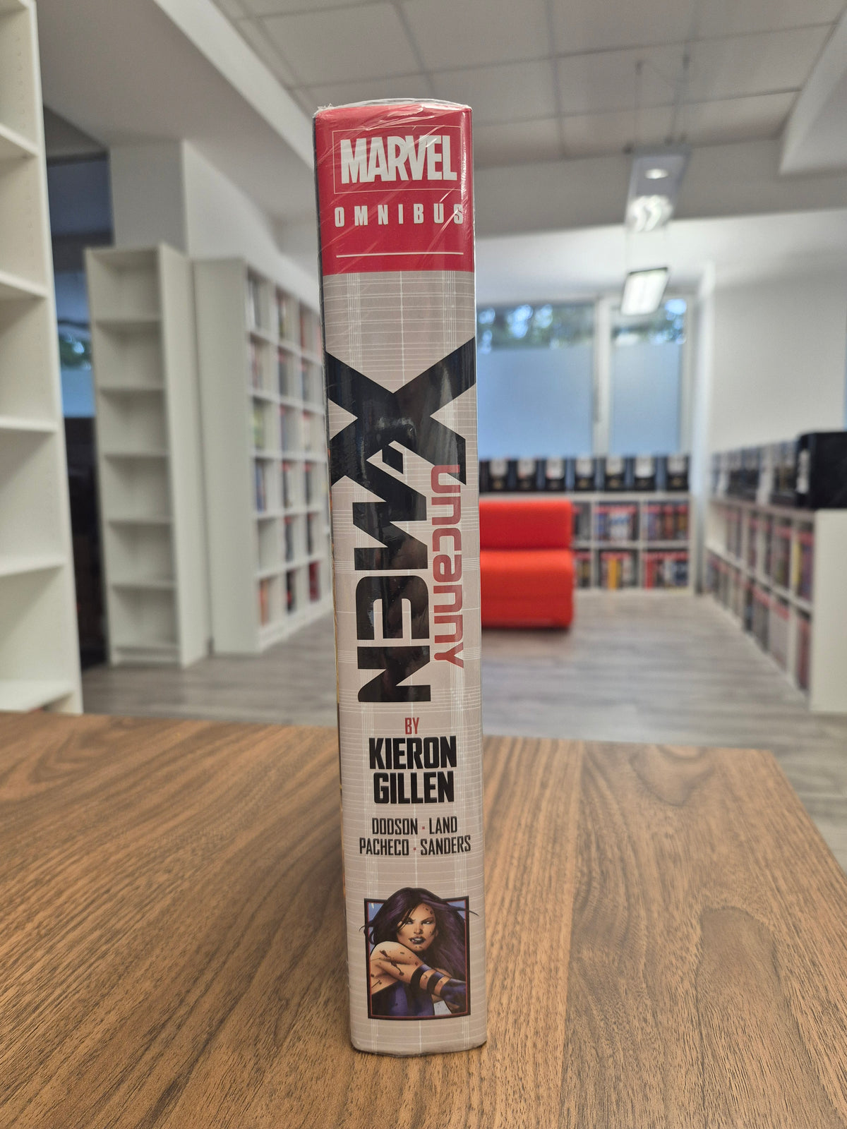 Uncanny X-Men By Kieron Gillen Omnibus (DENTED)