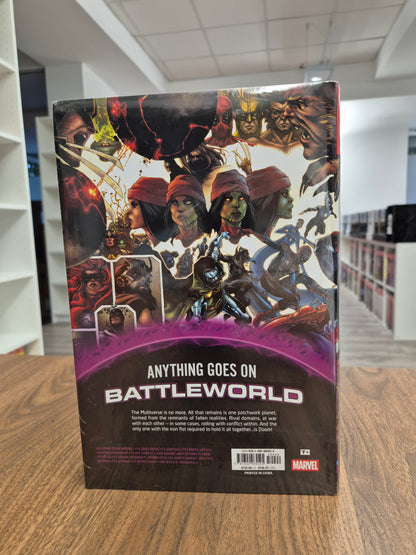 Secret Wars: Battleworld Omnibus Vol. 2 (DENTED)