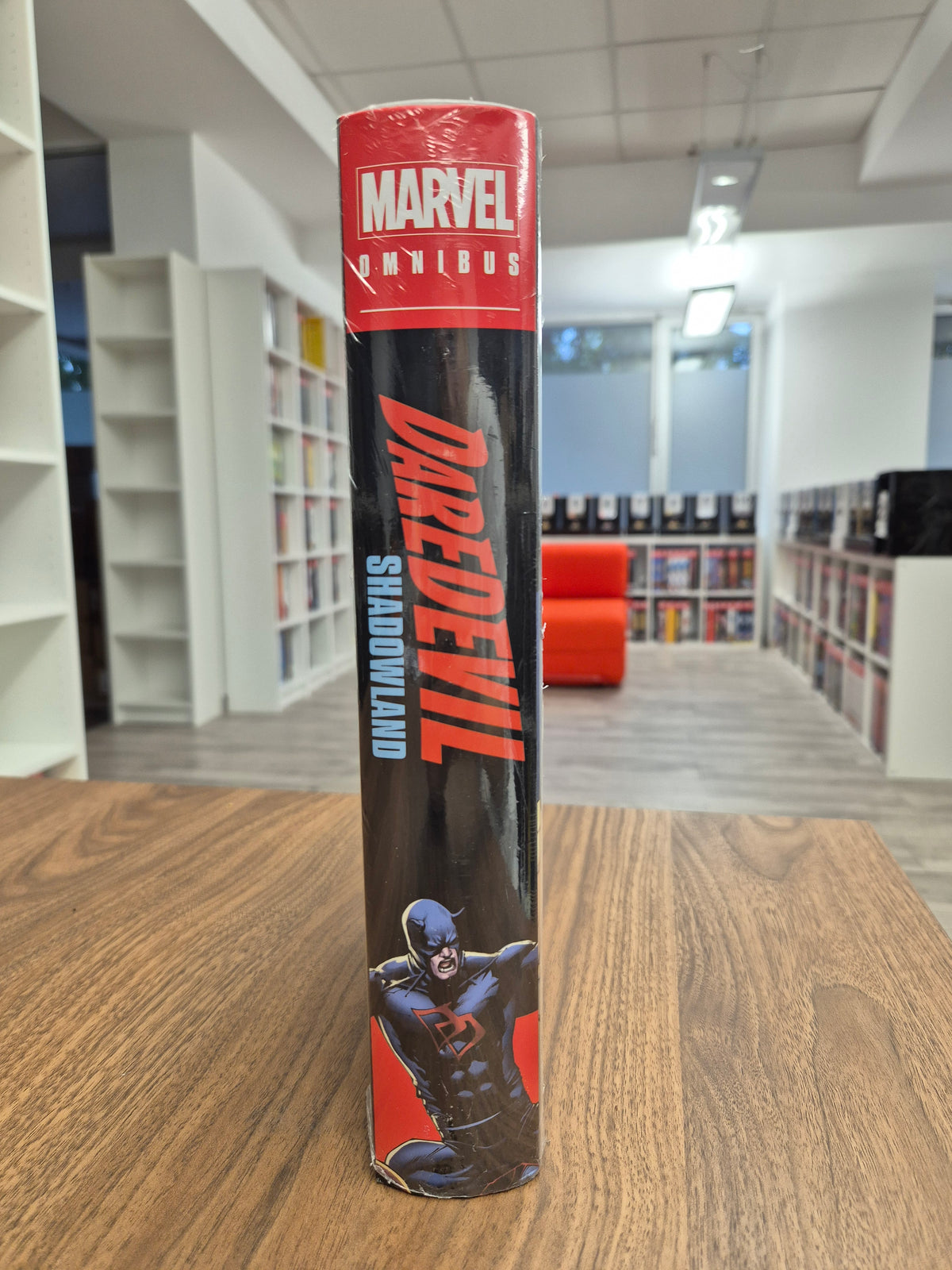 DAREDEVIL: SHADOWLAND OMNIBUS [NEW PRINTING] (DENTED)