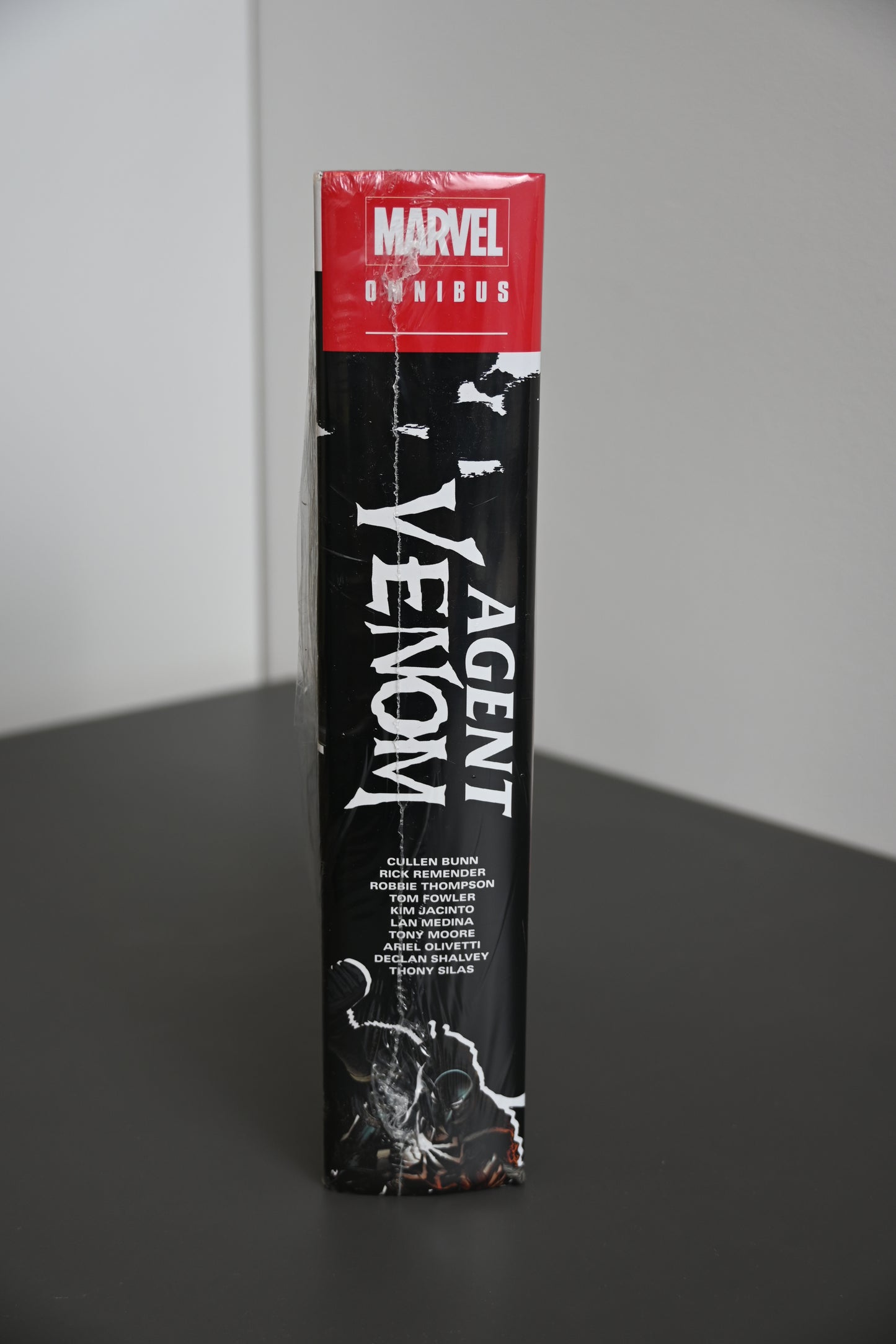 AGENT VENOM OMNIBUS (DENTED)