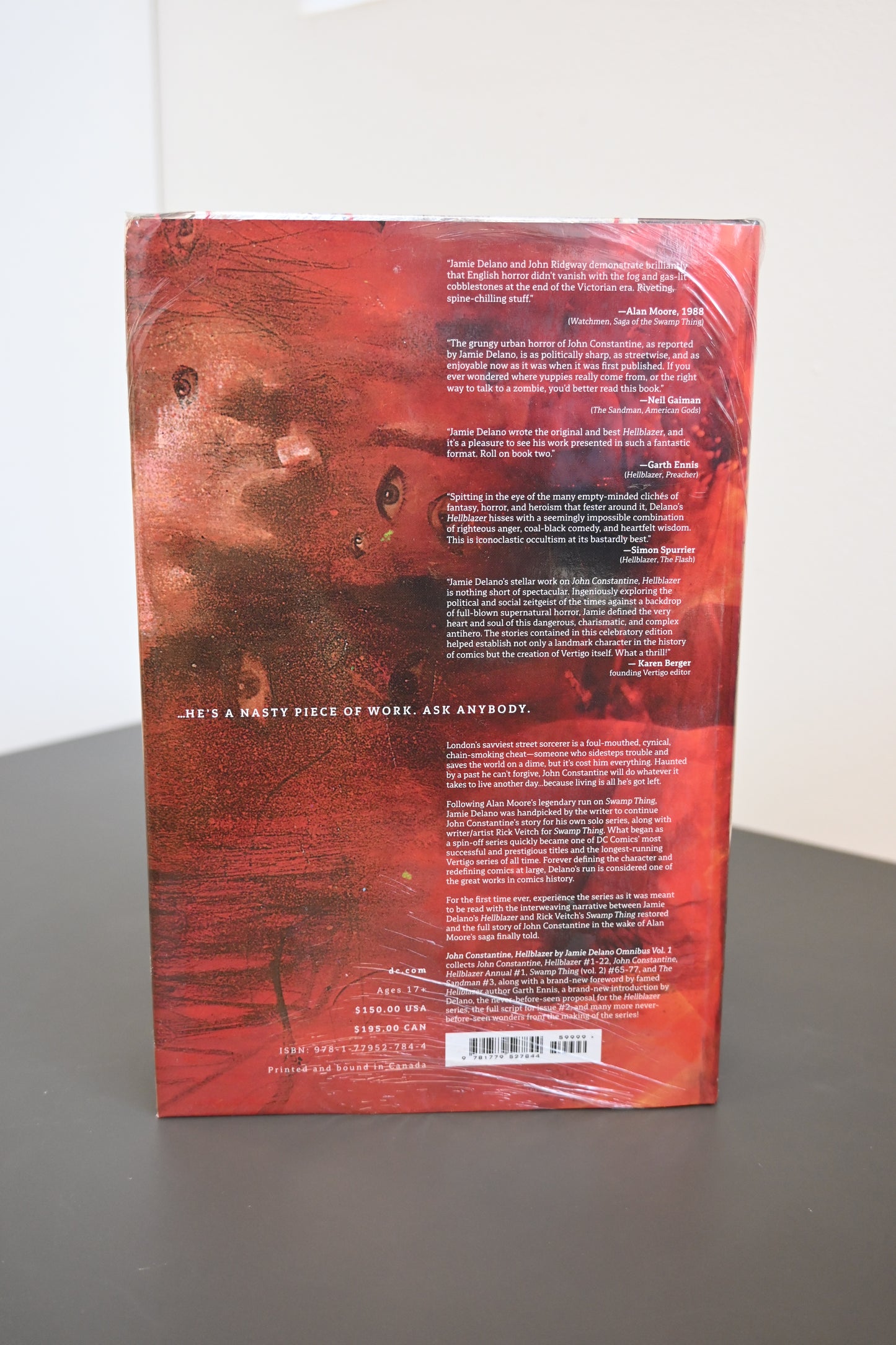John Constantine, Hellblazer by Jamie Delano Omnibus Vol. 1 (DENTED)