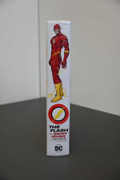 The Flash by Geoff Johns Omnibus Vol. 1 (DENTED)