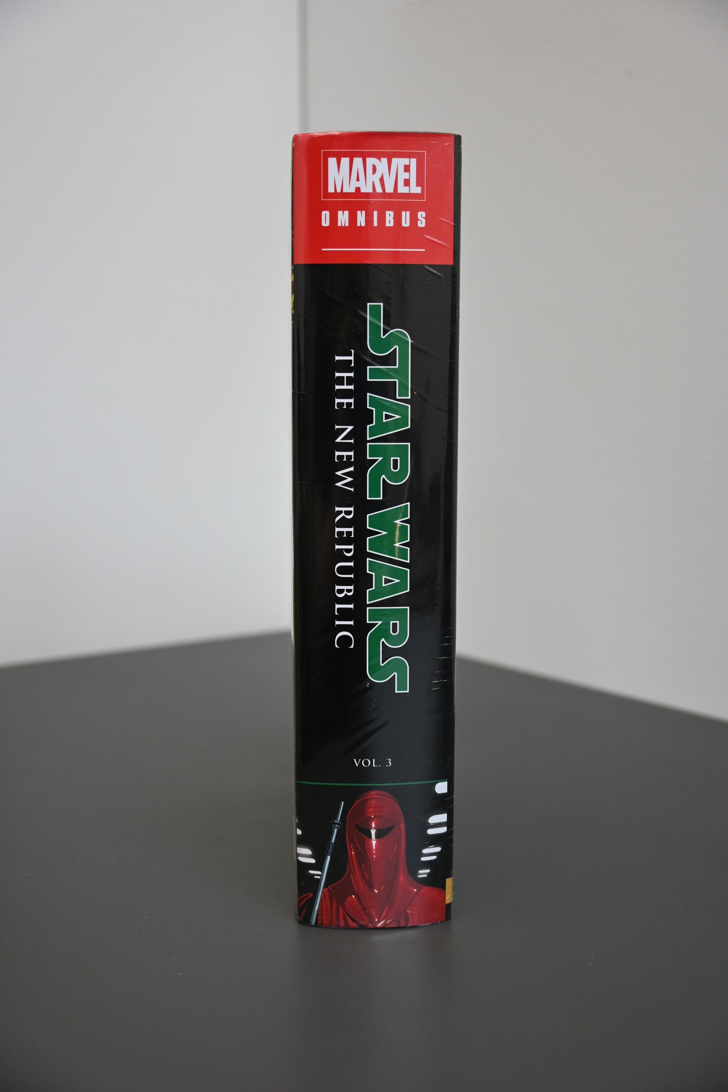 Star Wars Legends: The New Republic Omnibus Vol. 3 (DENTED)