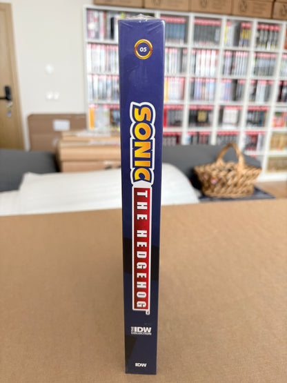 Sonic the Hedgehog: The IDW Collection, Vol. 5 (DENTED)