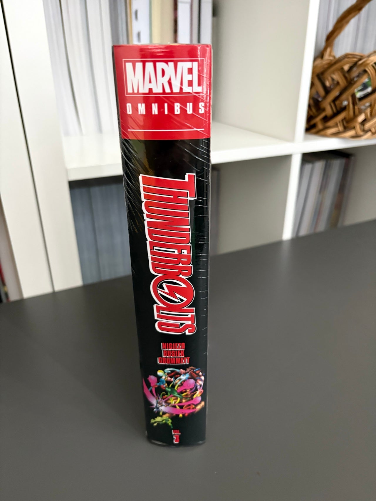 THUNDERBOLTS OMNIBUS VOL. 3 (DENTED)