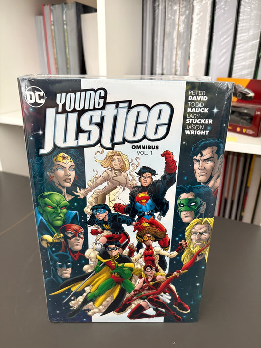Young Justice Omnibus Vol. 1 (DENTED)