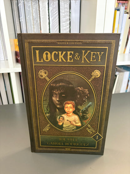 Locke & Key Master Edition Volume 1 (DENTED)