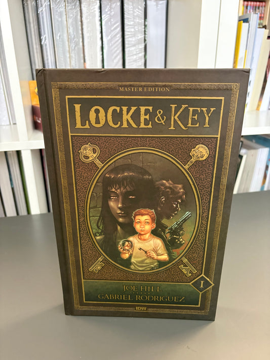 Locke & Key Master Edition Volume 1 (DENTED)