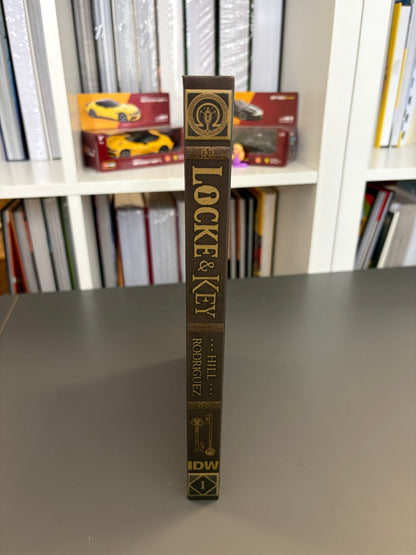 Locke & Key Master Edition Volume 1 (DENTED)