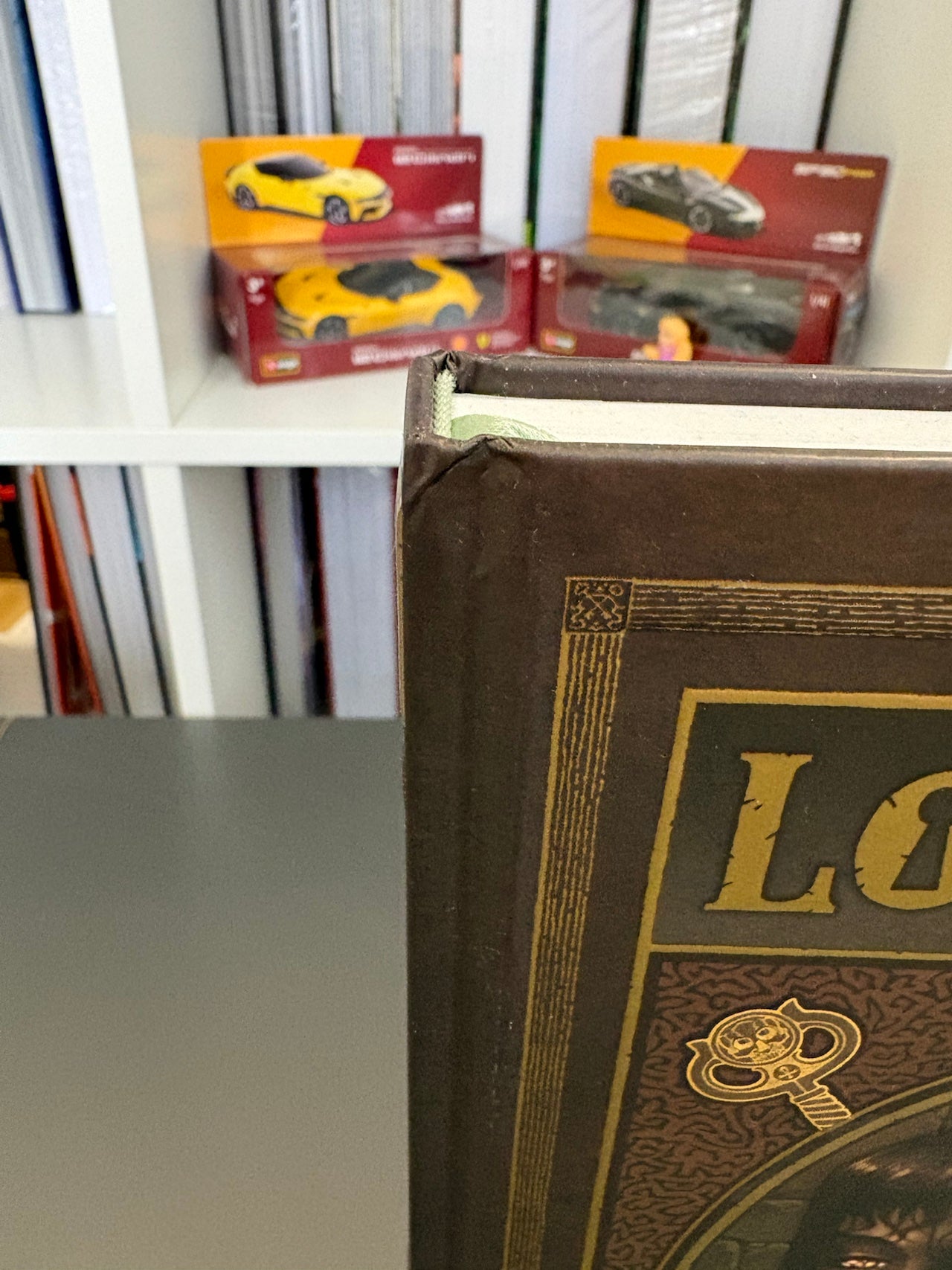 Locke & Key Master Edition Volume 1 (DENTED)