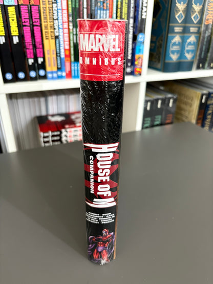HOUSE OF M OMNIBUS COMPANION (DENTED)