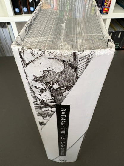 Batman: The Hush Saga Omnibus (DENTED)