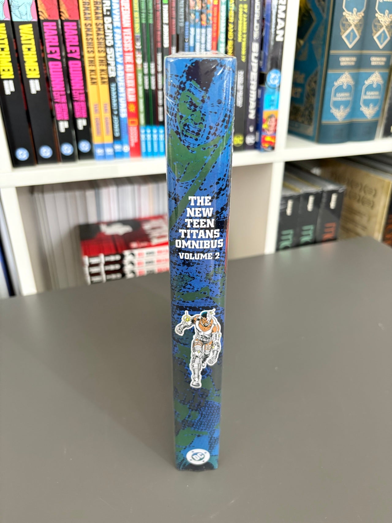 New Teen Titans Omnibus Vol. 2 (DENTED)