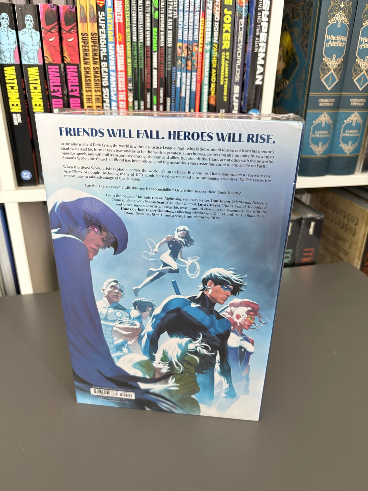 Titans by Tom Taylor Omnibus (DENTED)