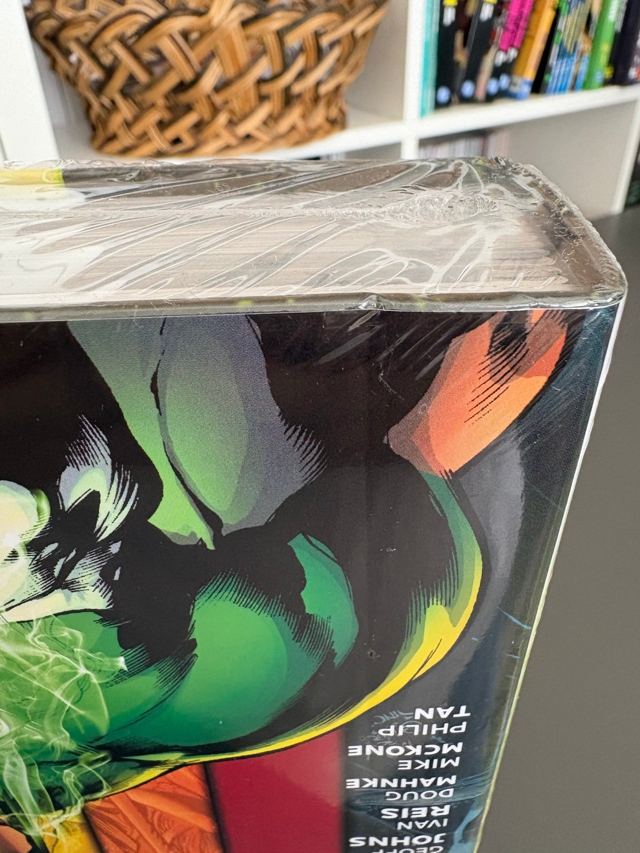 Green Lantern by Geoff Johns Omnibus Vol. 2 (DENTED)