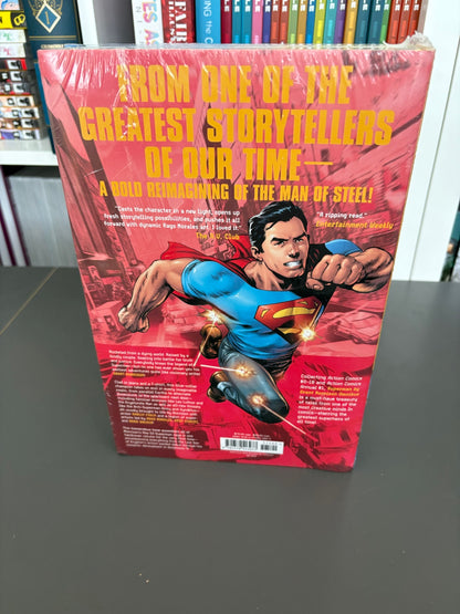 Superman by Grant Morrison Omnibus (DENTED)