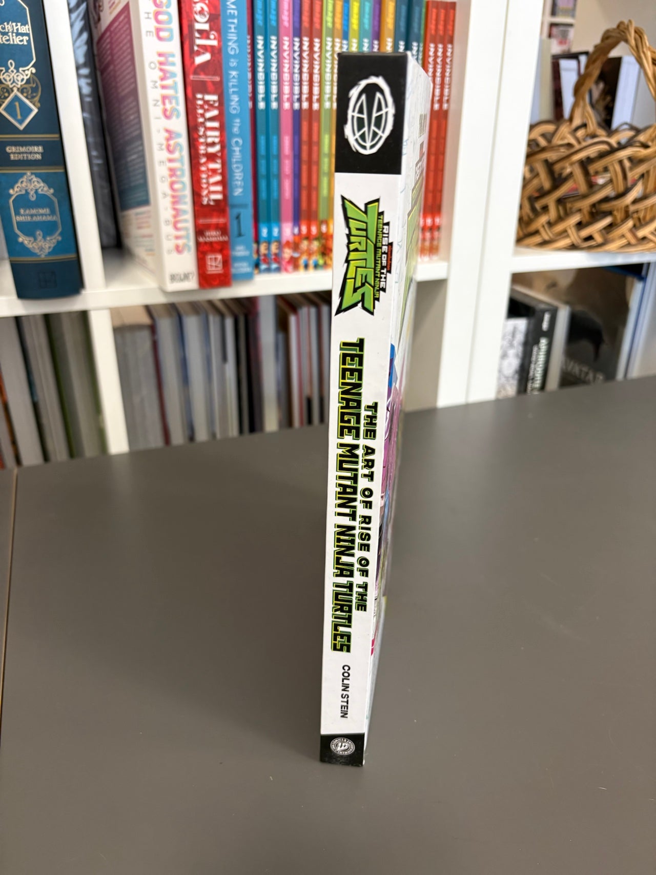 The Art of Rise of The Teenage Mutant Ninja Turtles (DENTED)