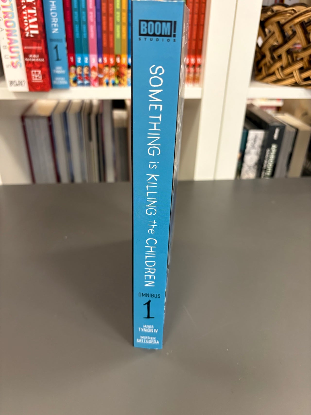 Something is Killing the Children Omnibus Vol. 1 (DENTED)