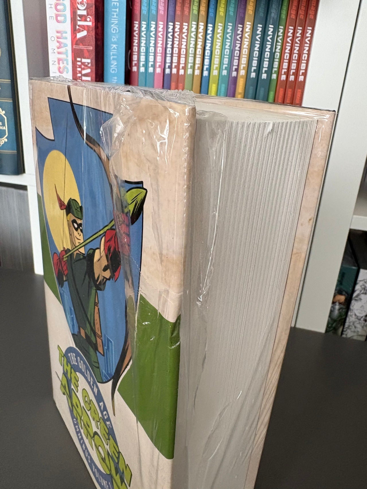 Green Arrow: The Golden Age Omnibus Vol. 1  (DENTED)