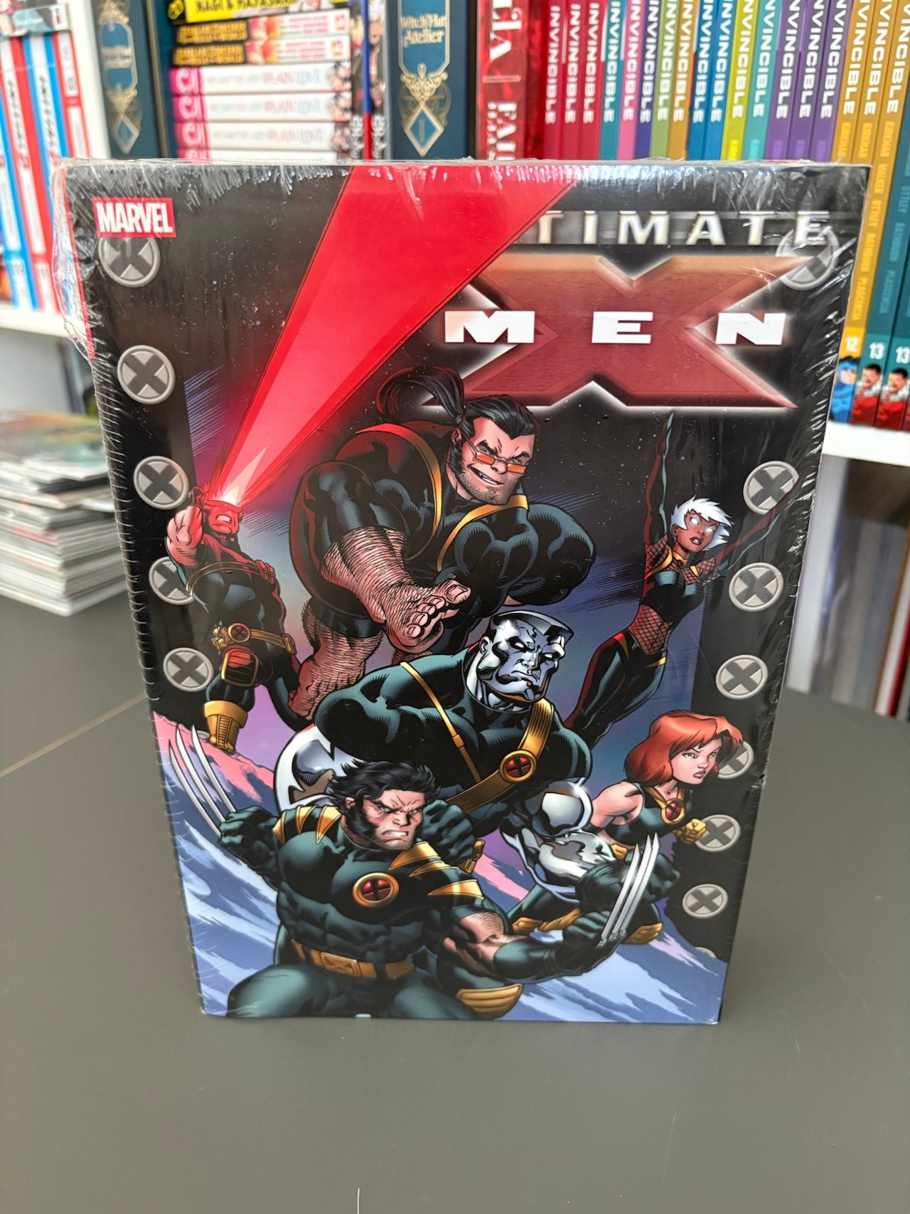 Ultimate X-Men Omnibus Vol. 3 (DENTED)