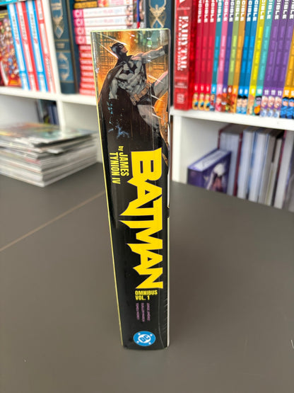 Batman by James Tynion IV Omnibus Vol. 1 (DENTED)
