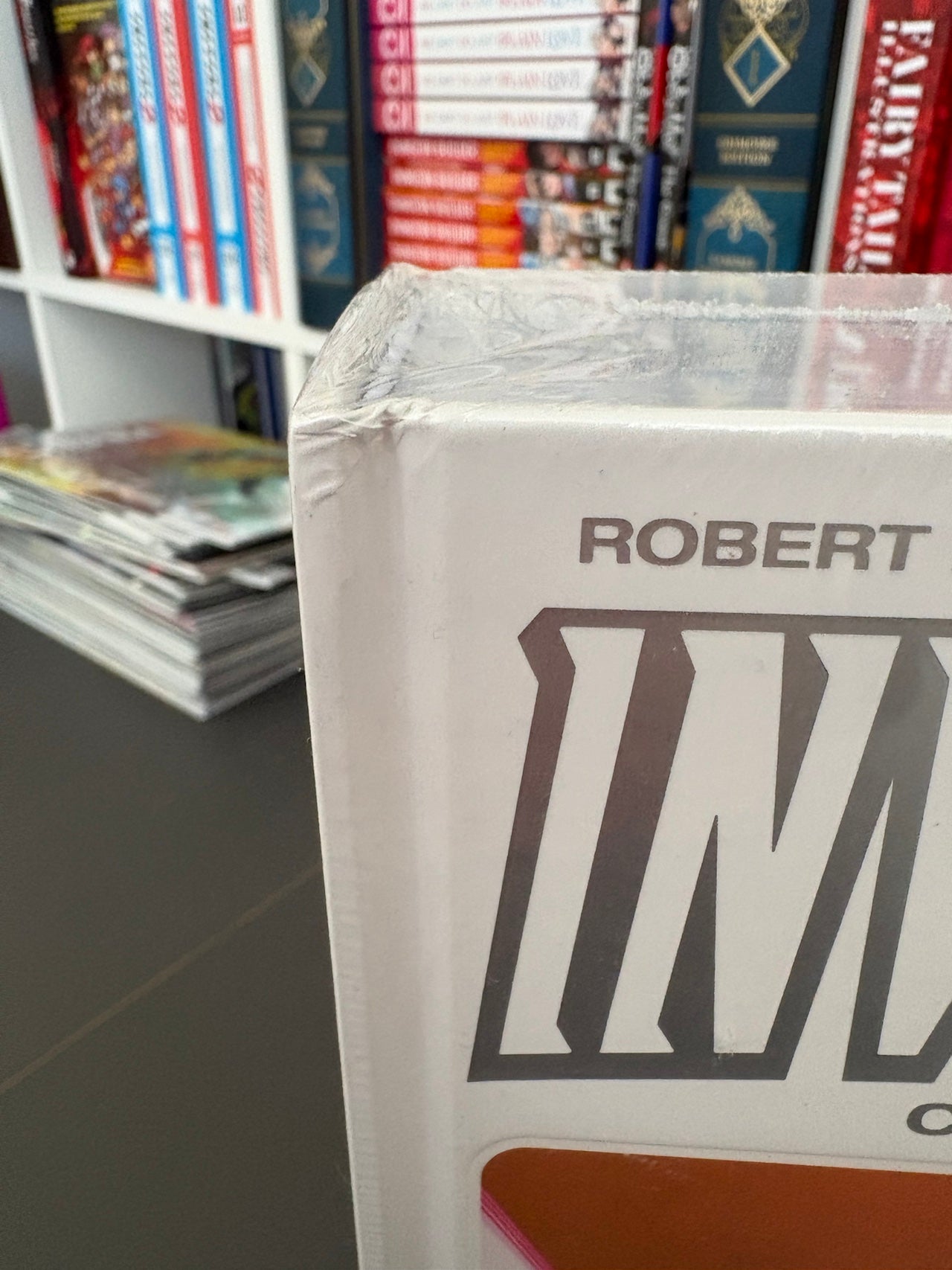 INVINCIBLE COMPENDIUM VOL. 2 (DENTED)