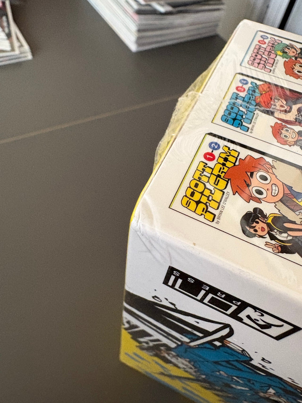 SCOTT PILGRIM COLOR COLLECTION BOX SET (DENTED)