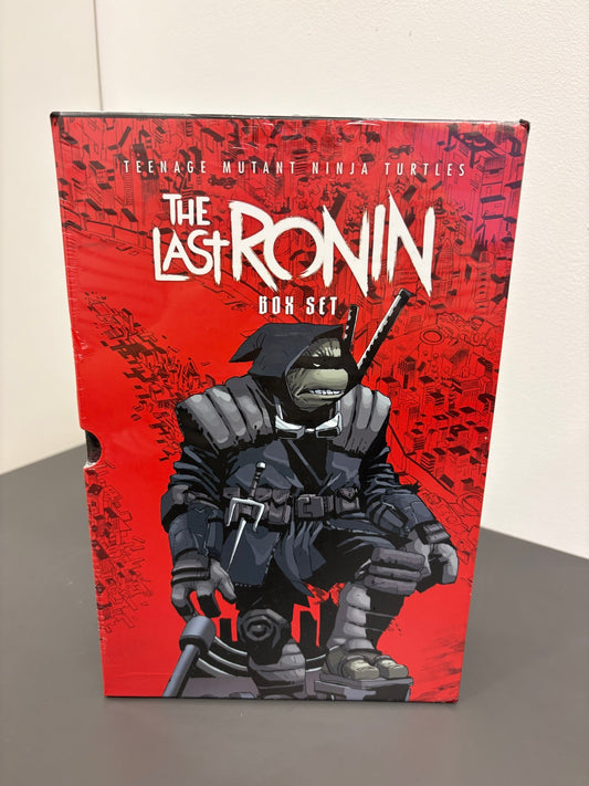 Teenage Mutant Ninja Turtles: The Last Ronin Box Set (DENTED)