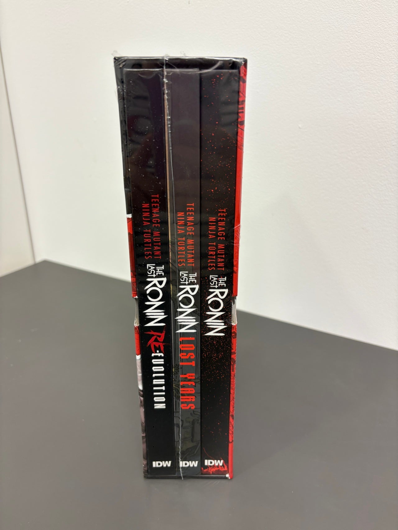 Teenage Mutant Ninja Turtles: The Last Ronin Box Set (DENTED)