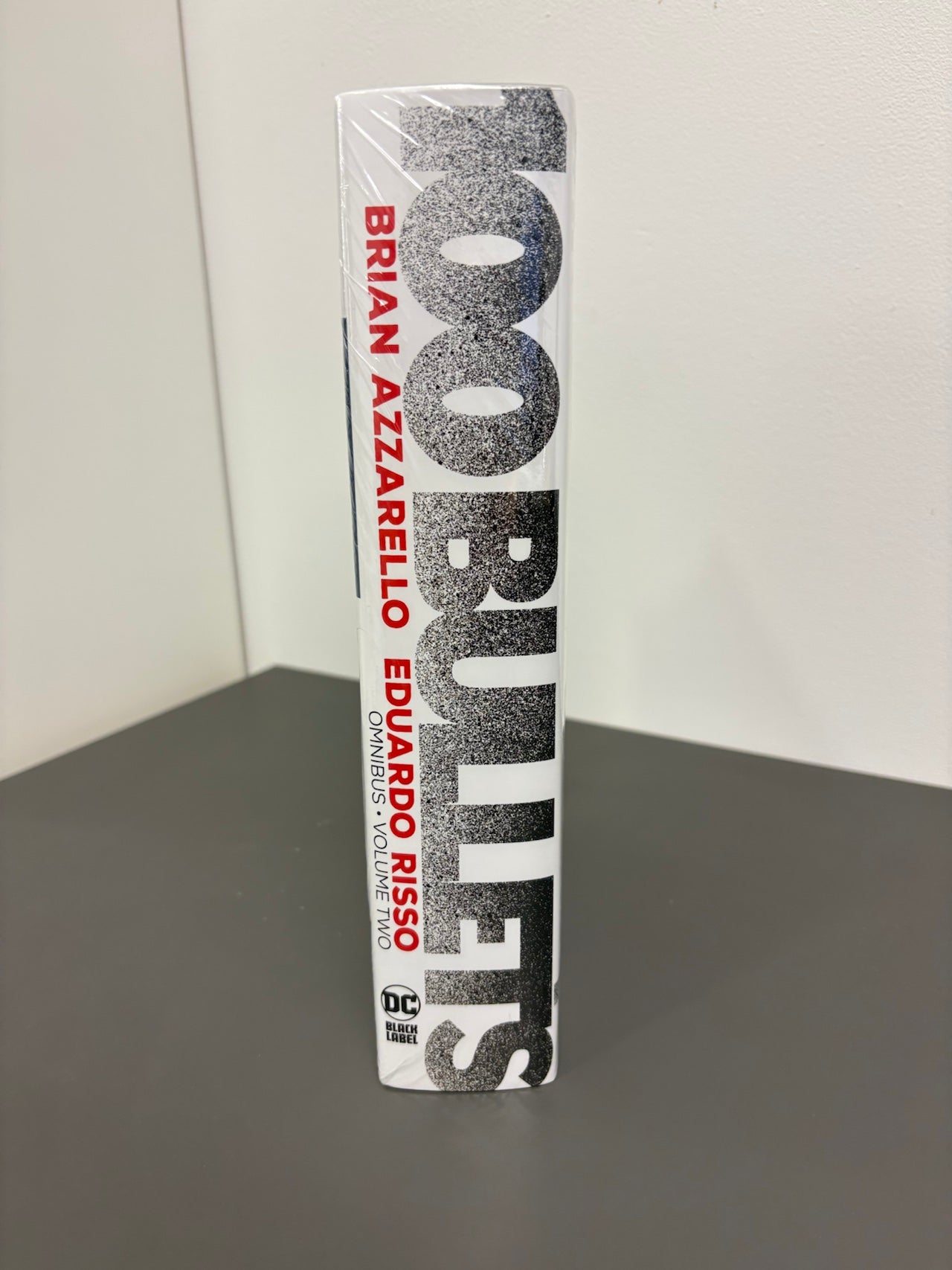 100 Bullets Omnibus Vol. 2 (DENTED)
