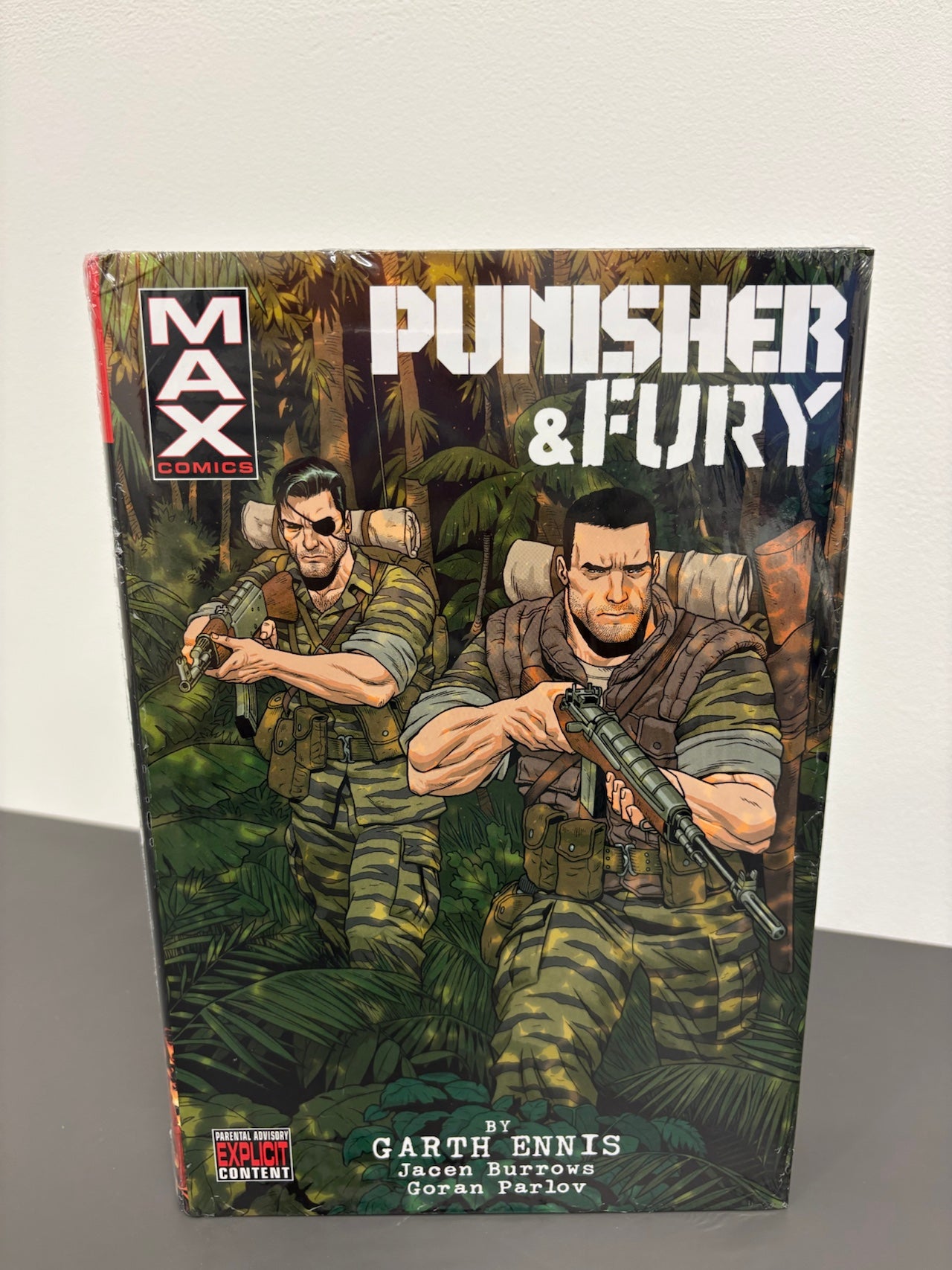Punisher & Fury Max By Garth Ennis Omnibus (DENTED)