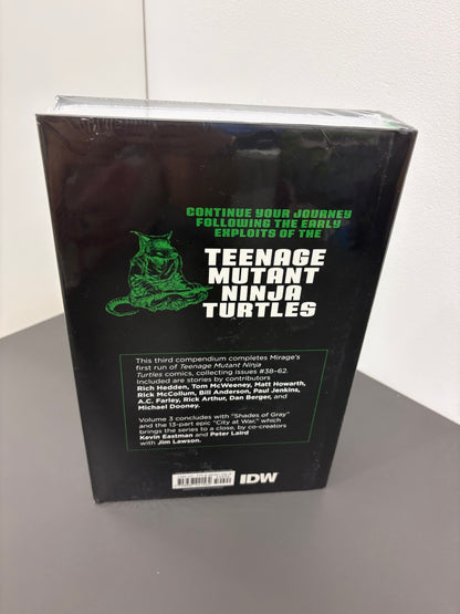 Teenage Mutant Ninja Turtles Compendium, Vol. 3 (DENTED)