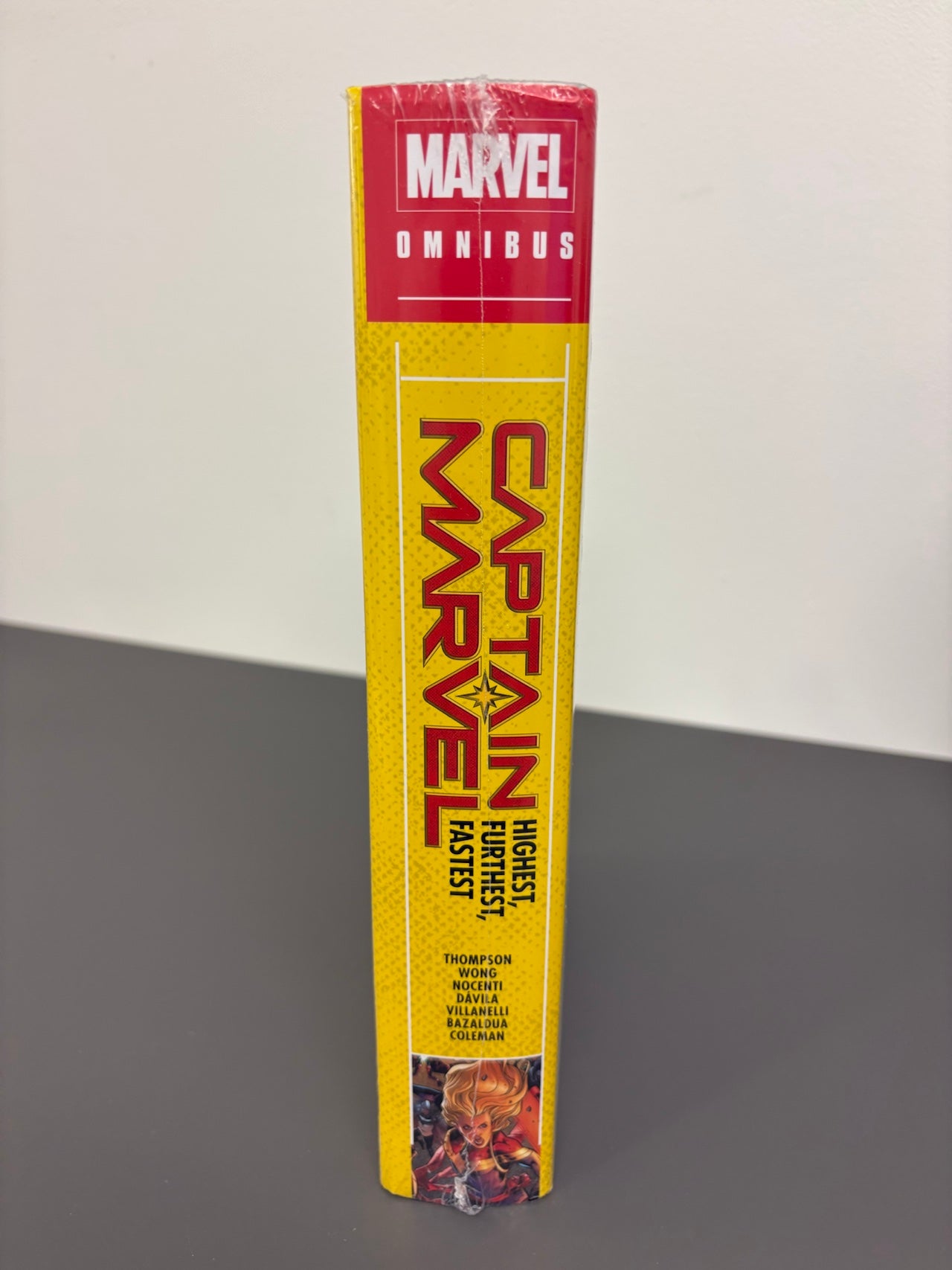 Captain Marvel: Highest, Furthest, Fastest Omnibus (DENTED)