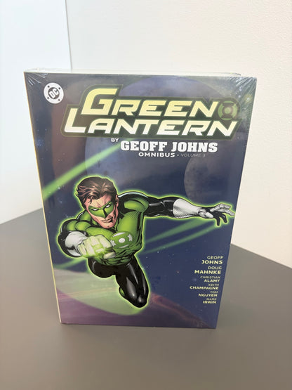 Green Lantern by Geoff Johns Omnibus Vol. 3 (DENTED)