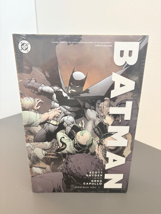 Batman by Scott Snyder & Greg Capullo Omnibus Vol. 1 (DENTED)