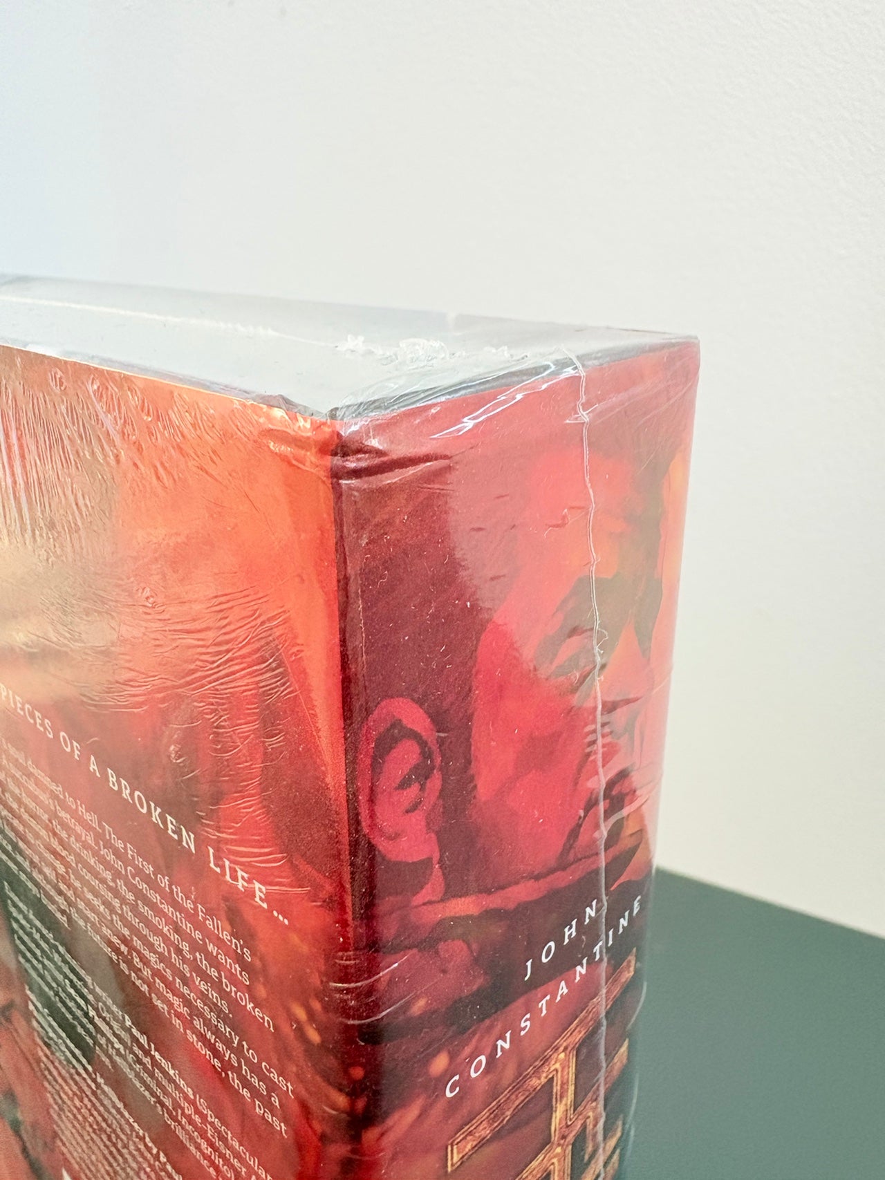 John Constantine, Hellblazer by Paul Jenkins and Sean Phillips Omnibus (DENTED)