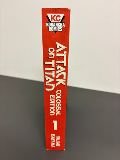Attack on Titan: Colossal Edition 1 (DENTED)