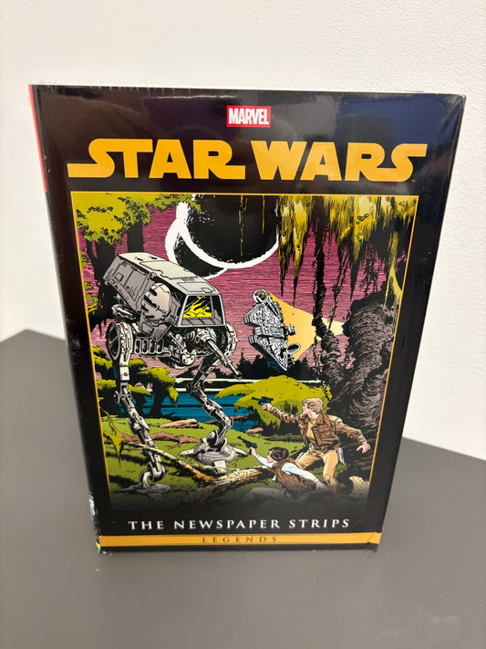 Star Wars Legends: The Newspaper Strips Omnibus (DENTED)