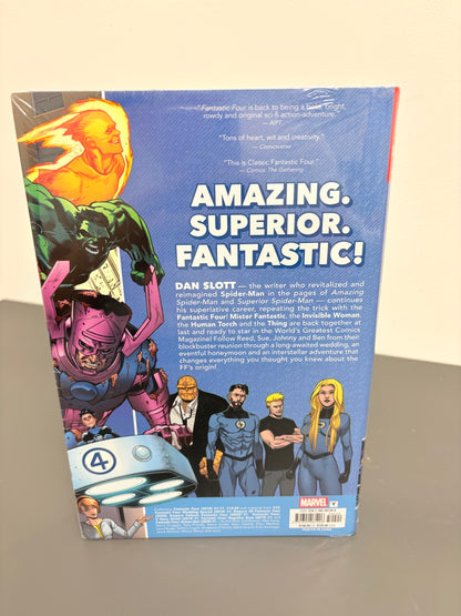 Fantastic Four By Dan Slott Omnibus Vol. 1 (DENTED)