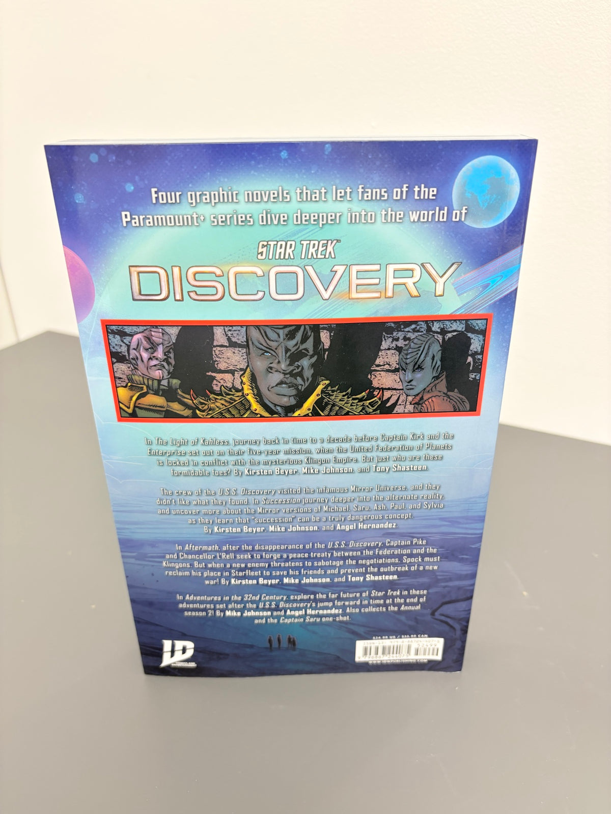 Star Trek: Discovery Omnibus (DENTED)