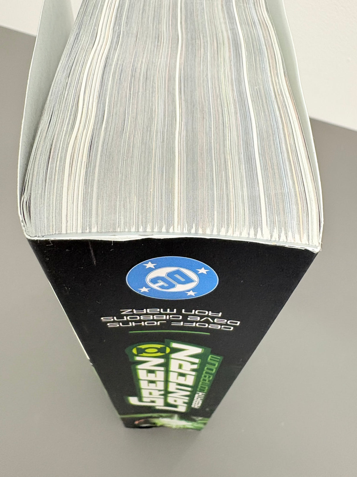 Green Lantern: Rebirth Compendium (DENTED)