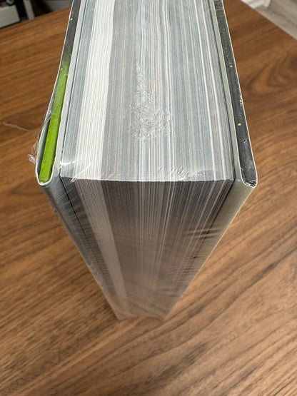 Green Lantern by Geoff Johns Omnibus Vol. 2 (DENTED)