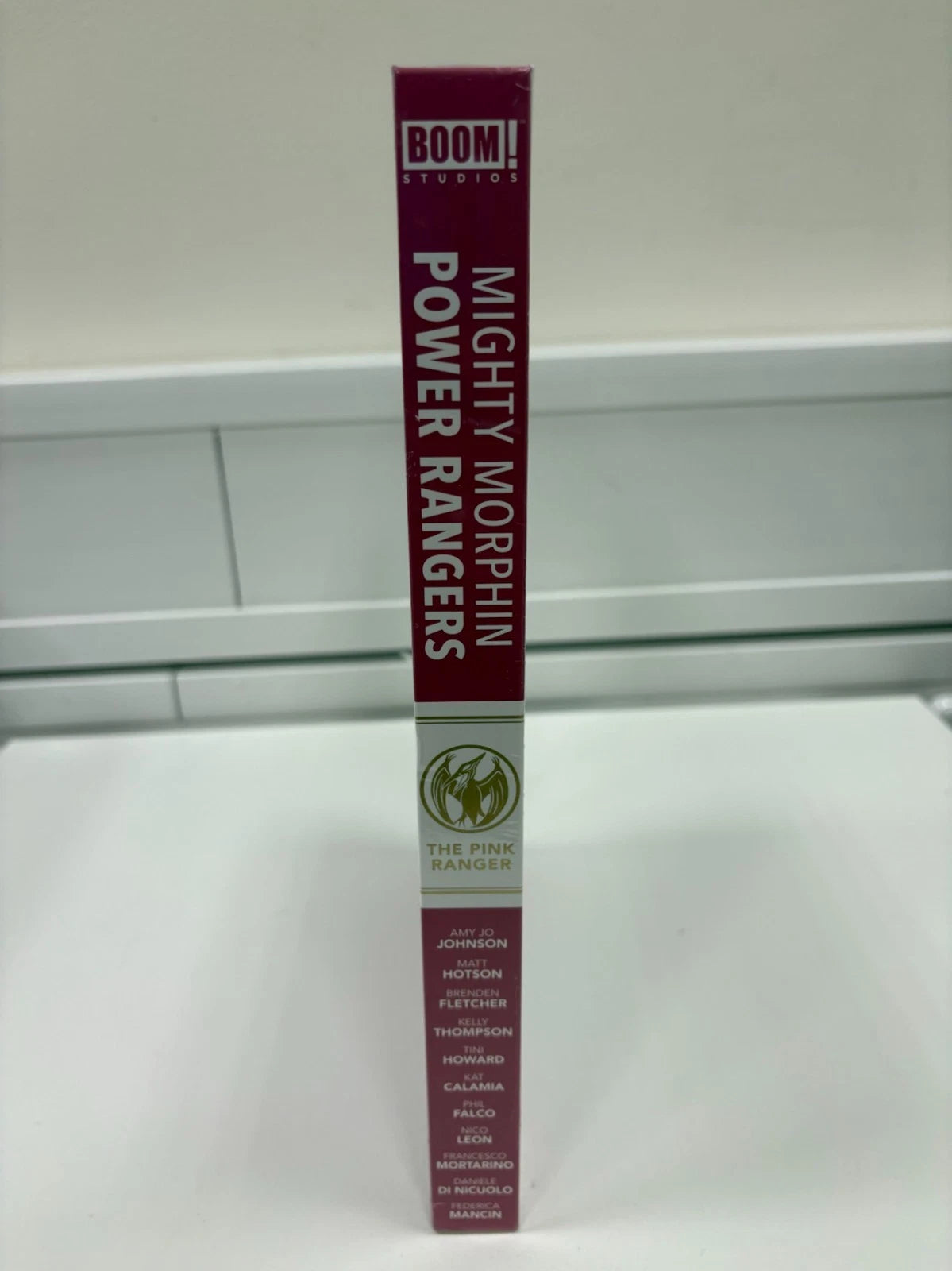 Mighty Morphin Power Rangers: The Pink Ranger Deluxe Edition (DENTED)