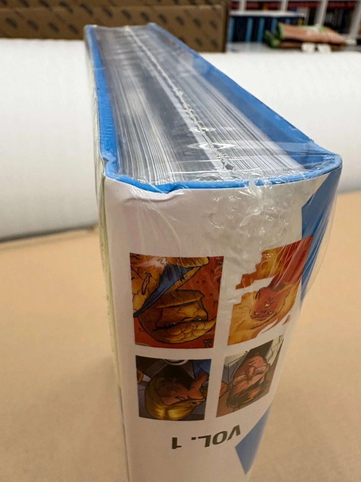 ULTIMATE FANTASTIC FOUR OMNIBUS VOL. 1 (DENTED)