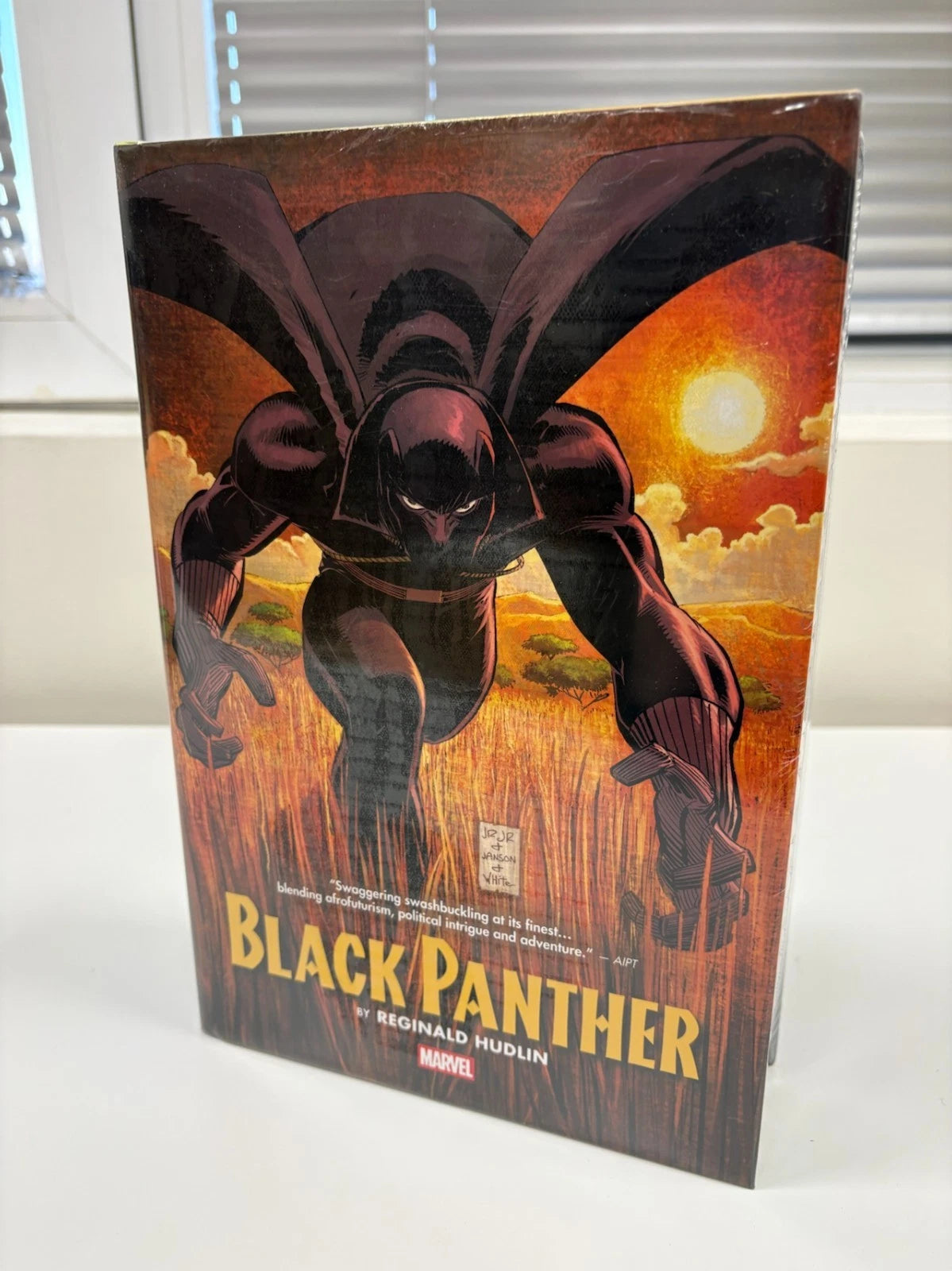 BLACK PANTHER BY REGINALD HUDLIN OMNIBUS (DENTED)