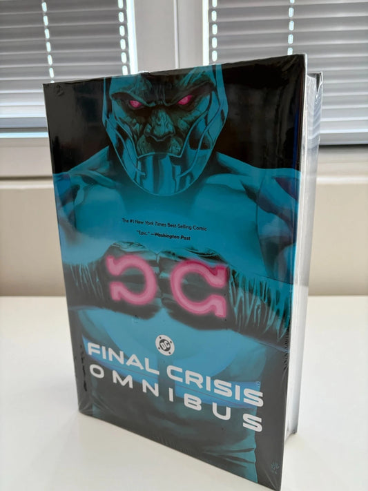 Final Crisis Omnibus (DENTED)